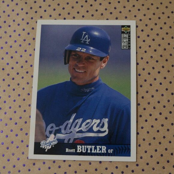 Brett Butler #137 Baseball Card - Picture 1 of 2